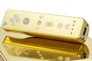Инкрустированная бриллиантами и золотом приставка Nintendo Wii